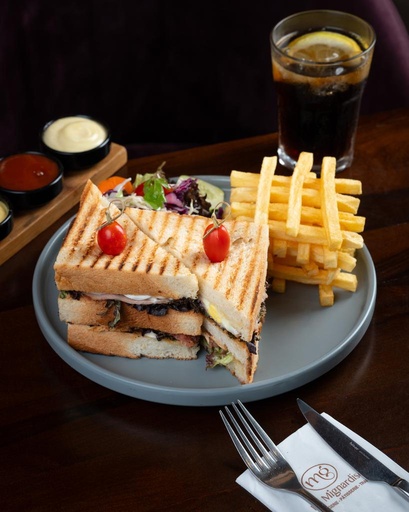 MENU CLUB SANDWICH THON CONCOMBRE